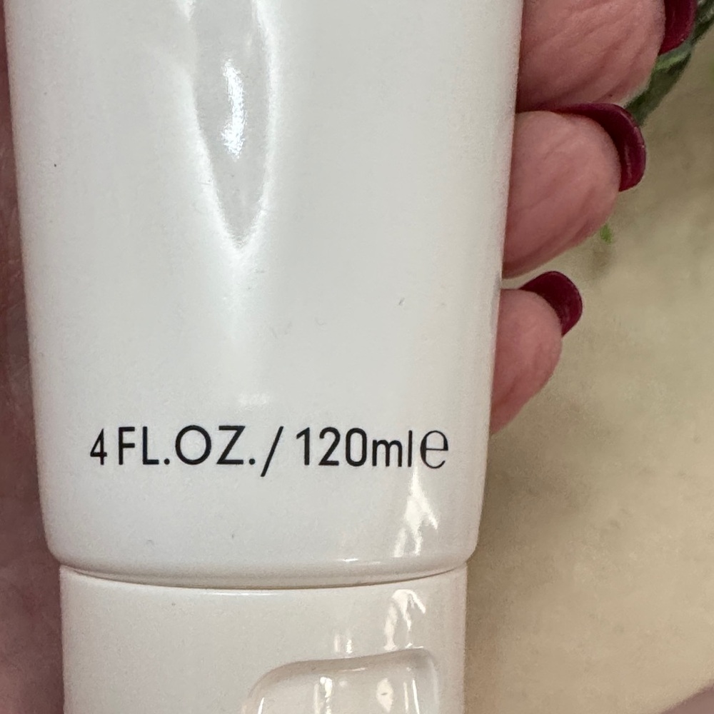 Jordan Samuel Skin Matinee Cream Cleanser NEW - Picture 3 of 5